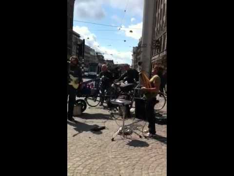 Dam street musicians