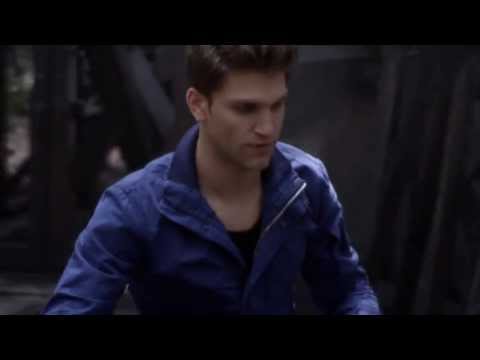 Pretty Little Liars 4x01 "A is for A-L-I-V-E" Spencer and Toby explore the burned down building