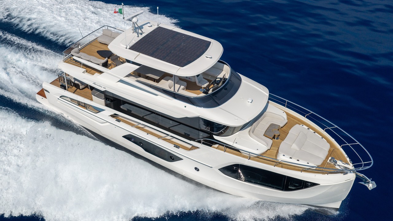 Absolute Navetta 66: Test in Mare, Consumi e Visita agli Interni @AbsoluteYachtsSpa #boating