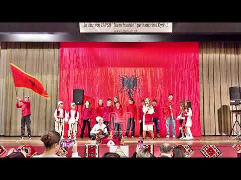 LAPSH Zürich - Një lahutë e një flamur - Nxënësit