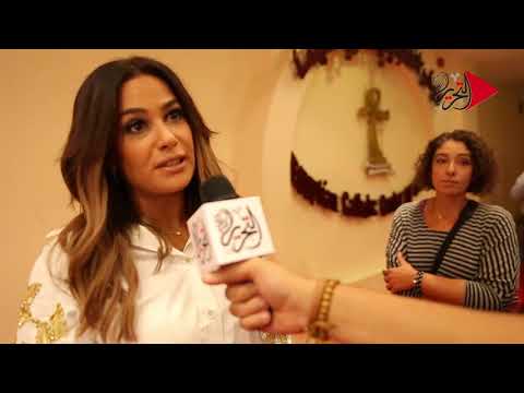 هند صبري بعد تكريمها من “الكاثوليكي“ سعيدة بجائزة “حلاوة الدنيا”
