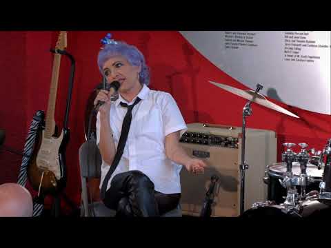 Jane Wiedlin / The Go-Go’s Rock Hall of Fame Induction & Drew Barrymore’s