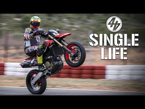 Ducati Hypermotard 698 Mono Review