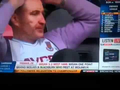 Avram Grant millwall legend  plane over DW