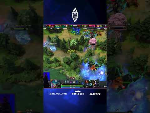 2 minutes of intense WORLD-CLASS Dota 🤯