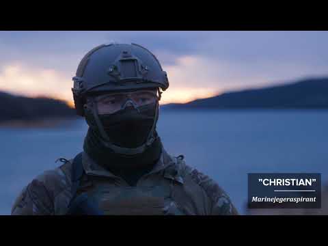 Marinejegerkommandoen øver på CQB - Close Quarter Battle.