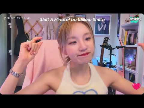 230605 Yuqi Weverse Live ‘Wait A Minute!’ by Willow Smith