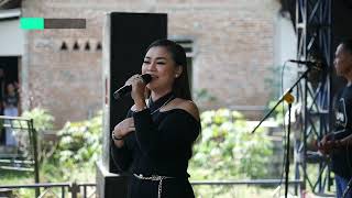 Download lagu KANGEN (Versi Tengdung) - DEVI ADINDA || YOUNINK MUSIK Live Limbangan 19 Juni 2024 mp3 Download lagu KANGEN (Versi Tengdung) - DEVI ADINDA || YOUNINK MUSIK Live Limbangan 19 Juni 2024 mp3