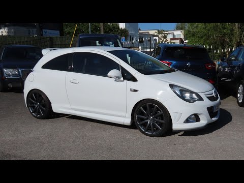 2013 Vauxhall Corsa VXR Nürburgring Edition - Start up and full vehicle tour