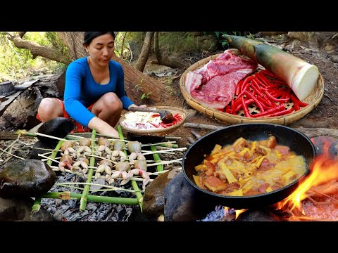 Yummy pork belly curry spicy with bamboo shots & Grilled frog recipe tasty delicious