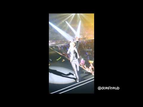 130803 HENRY with Jonghoon Manager #SS5BKKDAY1