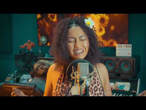 Me Dices Que Te Vas - Amy Sahalt La mujer del reparto  #salsa #salseros #cantante #peru #bolero 