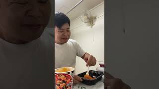 【元力士】蒙古タンメン中本とカプリチョーザ、トマトニンニクとハンバーグ弁当を喰らう【大食い】縦画面