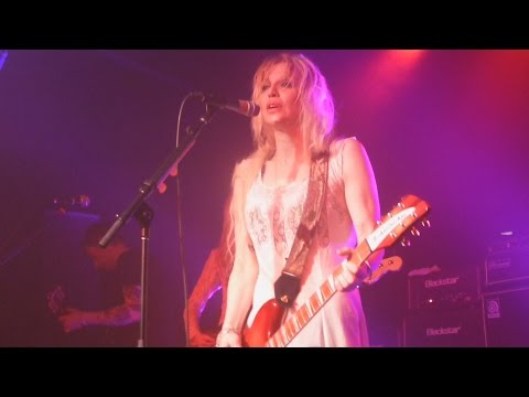 Courtney Love - Doll Parts - Live 5-8-15