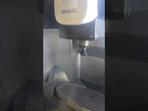 (2011) DMG DMU85 Monoblock 5-Axis CNC Milling Machine 2/2