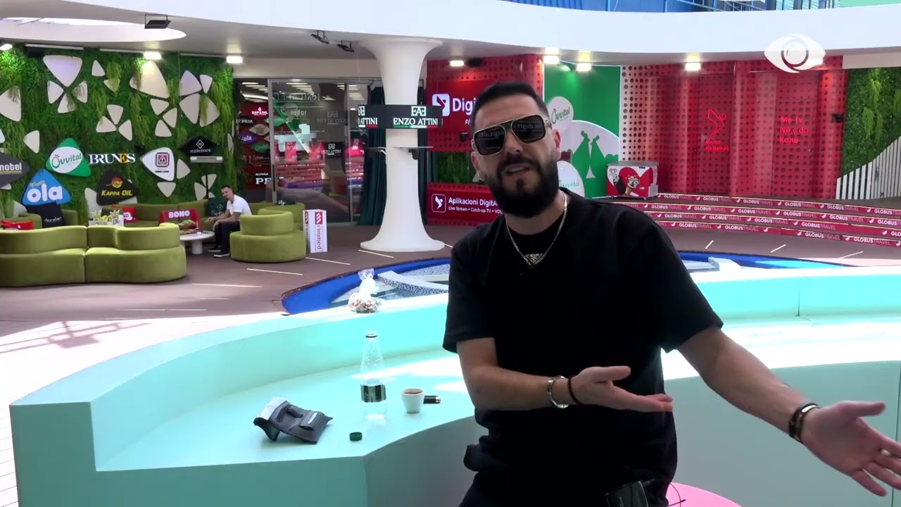 Miri analizon lojën e Mateos para kamerave