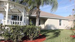 preview picture of video 'Cottonwood Model at Diamond Court Village by DR Horton - New Homes in Vero Beach, Florida'