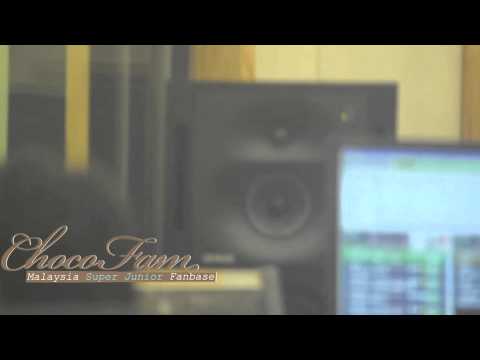 [120113] Sukira - DJ Min dragging PDs into studio