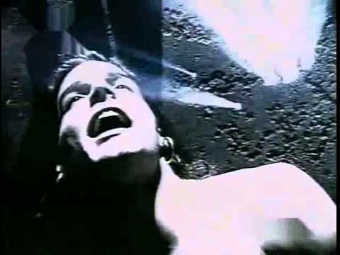 Ricky Martin - El Amor De Mi Vida (Vídeo Oficial)