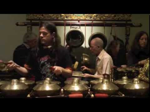 International Novelty Gamelan 'Nem Lu Ro'