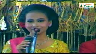 Download lagu GOSIP Mbak Kesi dg Mas Topan diklarifikasi Ki Anom Suroto. Gayeng Lucu Cerdas. Tulung Agung 2004. mp3 Download lagu GOSIP Mbak Kesi dg Mas Topan diklarifikasi Ki Anom Suroto. Gayeng Lucu Cerdas. Tulung Agung 2004. mp3