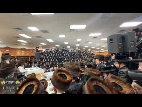 Satmar Rebbe R Aharon Erev Yom Kippur Tish In Williamsburgh 5784