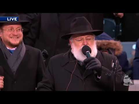 Dancing at The 13th Siyum HaShas of Daf Yomi at Metlife Stadium