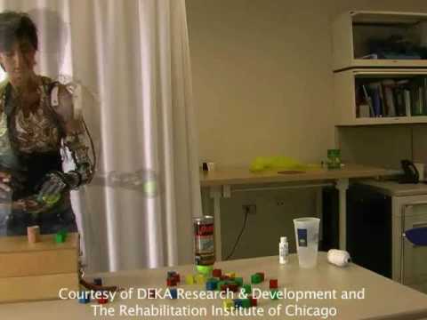 Amanda Kitts Operates Bionic Arm with her Brain (silent) | Rehabilitation Institute of Chicago