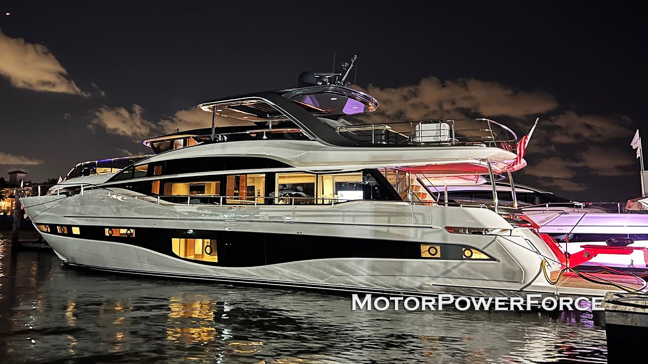 Yacht Walkaround - 2023 Princess Y85