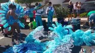 preview picture of video 'Preparazione del Gran Coso Apoteosis del Carnaval de Los Cristianos de Tenerife 2015'