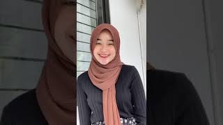 Jilbab manis banget ngab!!!