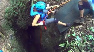 preview picture of video 'Thrilling and Awesome In-Cave Rappelling and free fall to River in Lares, Puerto Rico'