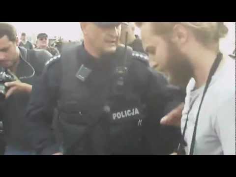 Polski "kibic" pokazał wiochę !