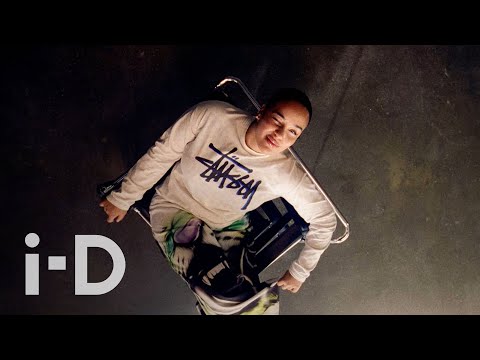 i-D