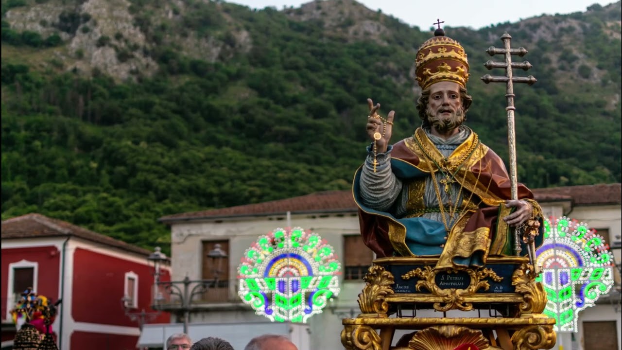 San Pietro al Tanagro. Storia e tradizioni del borgo del Parco dei Mulini