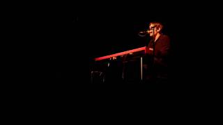 Sleep Instead of Teardrops.- Justin Currie