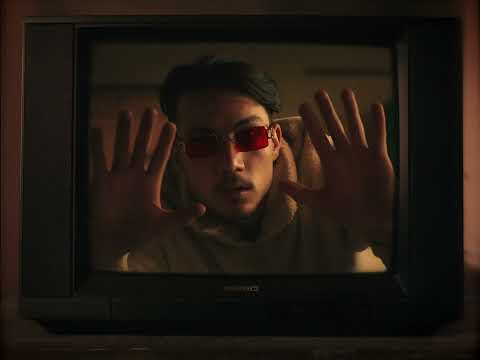 Musica e Rumore - Lolloflow & Matteo Paolillo - Icaro [Official Videoclip]