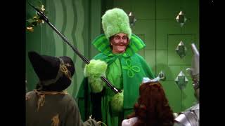 Wizard of oz - emerald city scene