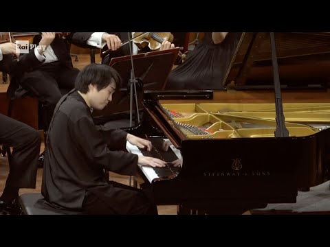 Mao Fujita (藤田真央) - Mozart Piano Concerto No.23 in A major - Video 2023