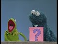 Sesame Street Kermit And Cookie Monster Mystery Box