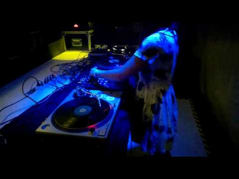 Elwira - DJs 4 Charity 2016