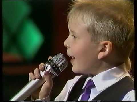 TIMO TURUNEN - Pieni ystäväin. Sov. Jari Puhakka (Sirkus Trikolor, TV1)