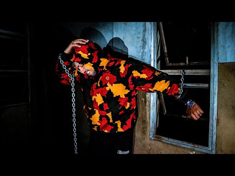 PRENDI O THIAGO EM UM CATIVEIRO😡 ELE VIU QUE EU SOU O TENENTE PEREIRA!! 