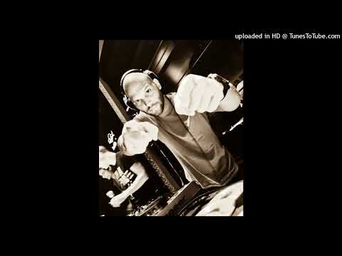 Johnny Gerontakis vs Sonique- Carry On (Radio Edit)