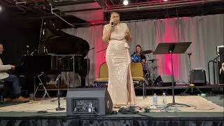 So Tinha De Ser Com Voce Song by Antonio Carlos Jobim. I own no rights to this music.