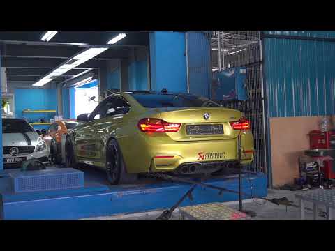 BMW M4 F82 Malaysia with Akrapovic exhaust system dyno run