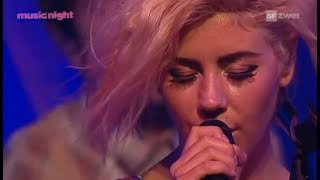 ARE YOU SATISFIED - MARINA AND THE DIAMONDS / LIVE (LUZERN, CH)