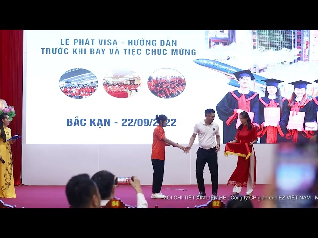 Lễ tổng kết chia tay học sinh