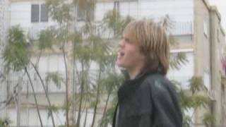 Maximo Park - By the Monument