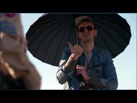 Preacher S2E1 - Umbrella Scene